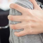 Немеет левая сторона тела: причины, симптомы