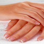 Руки женщины