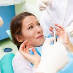 женщина в панике